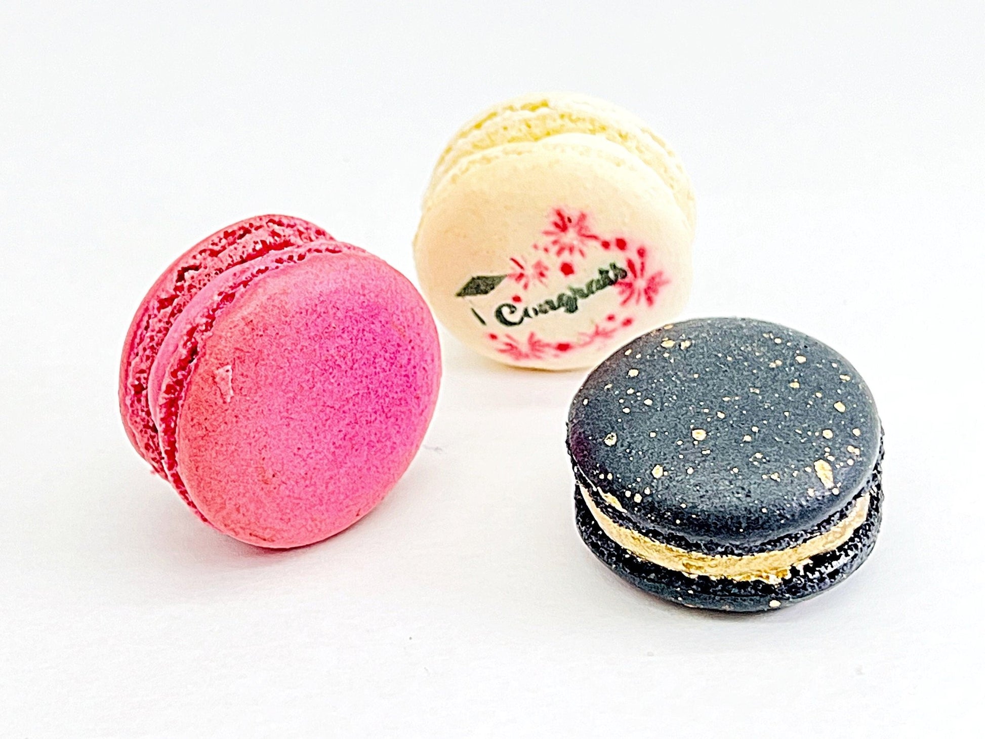 Congrats French Macaron Box (Black / Pink)| Available in 6 & 12 Pack - Macaron CentraleBlackberry6 Pack