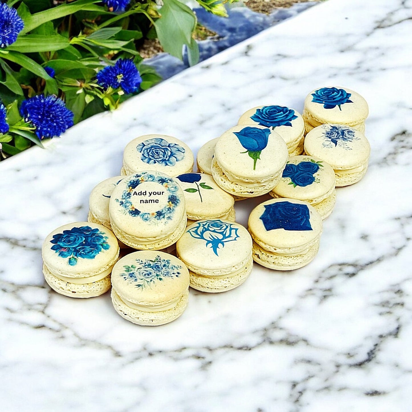 Custom Blue Rose Macarons - Personalized with Your Name - Elegant Floral Design - Macaron Centrale6 Pack