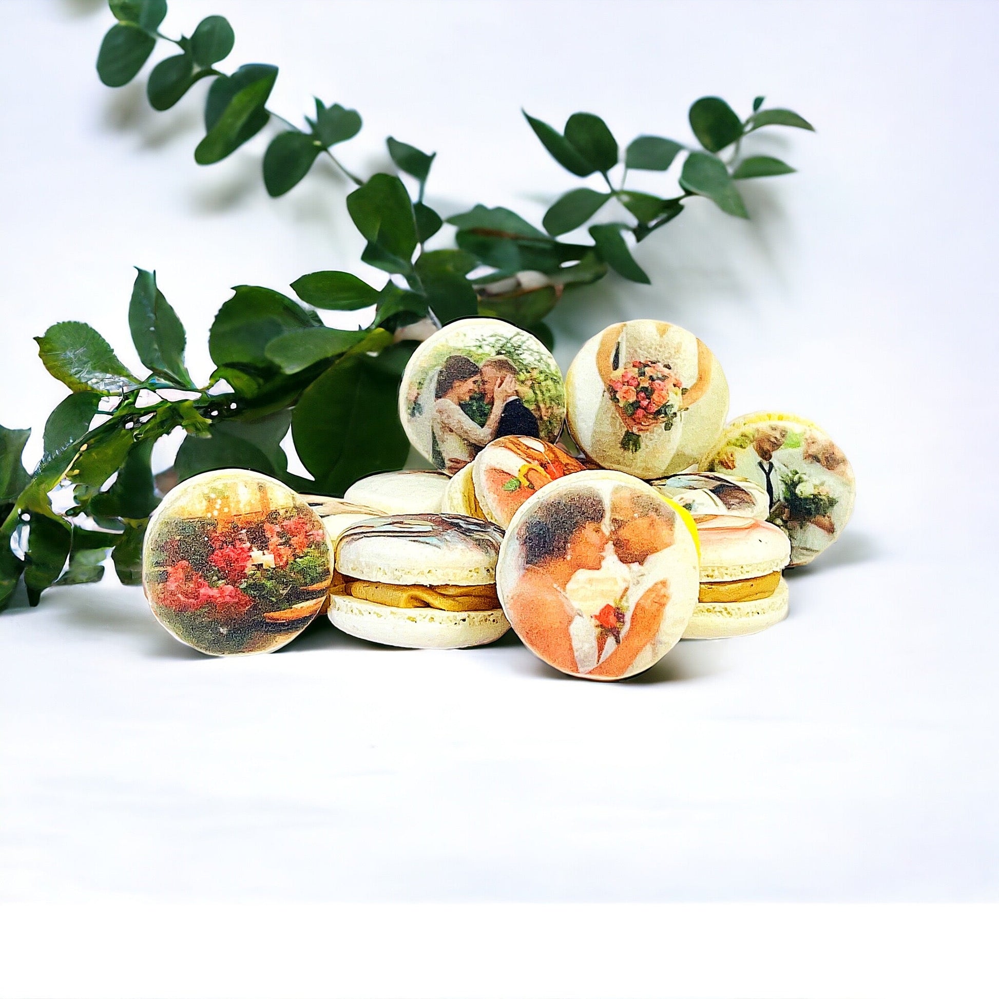 Custom Print Delights: Picture Perfect Macarons | Available in 6 & 12 Pack - Macaron Centrale6 pack