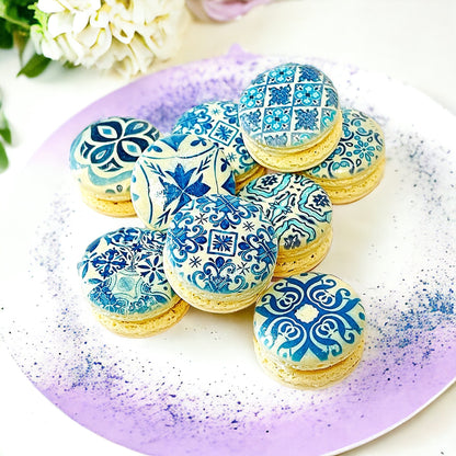 Customizable Blue and White Patterned Macarons - Macaron Centrale6 Pck