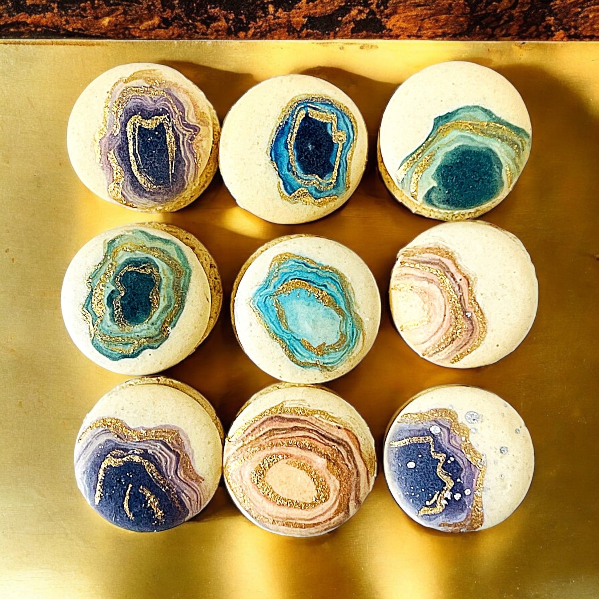 Customizable Geode Macaron Set – Choose Your Flavors - Macaron Centrale6 Pack