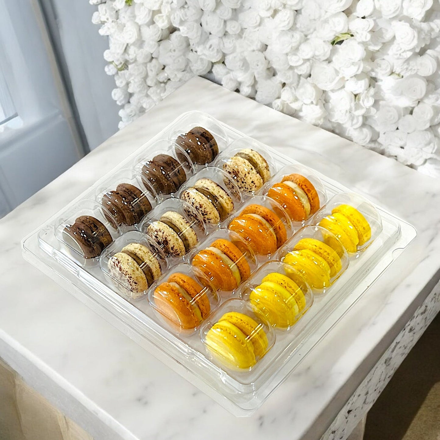 Customizable Mini Macaron Set - Macaron Centrale16 Pack