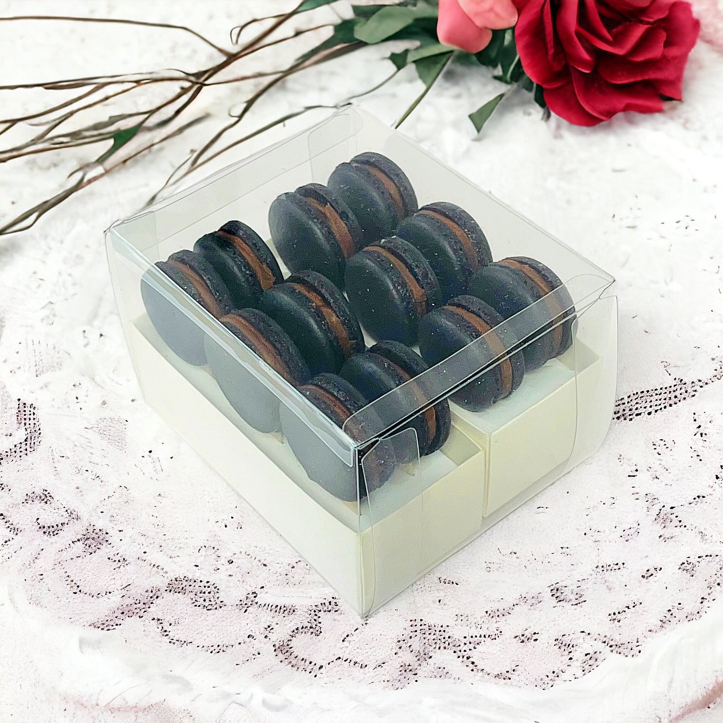 Dark Chocolate Macaron Sucettes En Gros | Available in 24 & 48 Sucettes - Macaron Centrale24 Pack