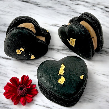 Elegant Black Heart Macarons with 24K Gold Leaf - Macaron CentraleValentine'sDefault (Nutella)12 Pack