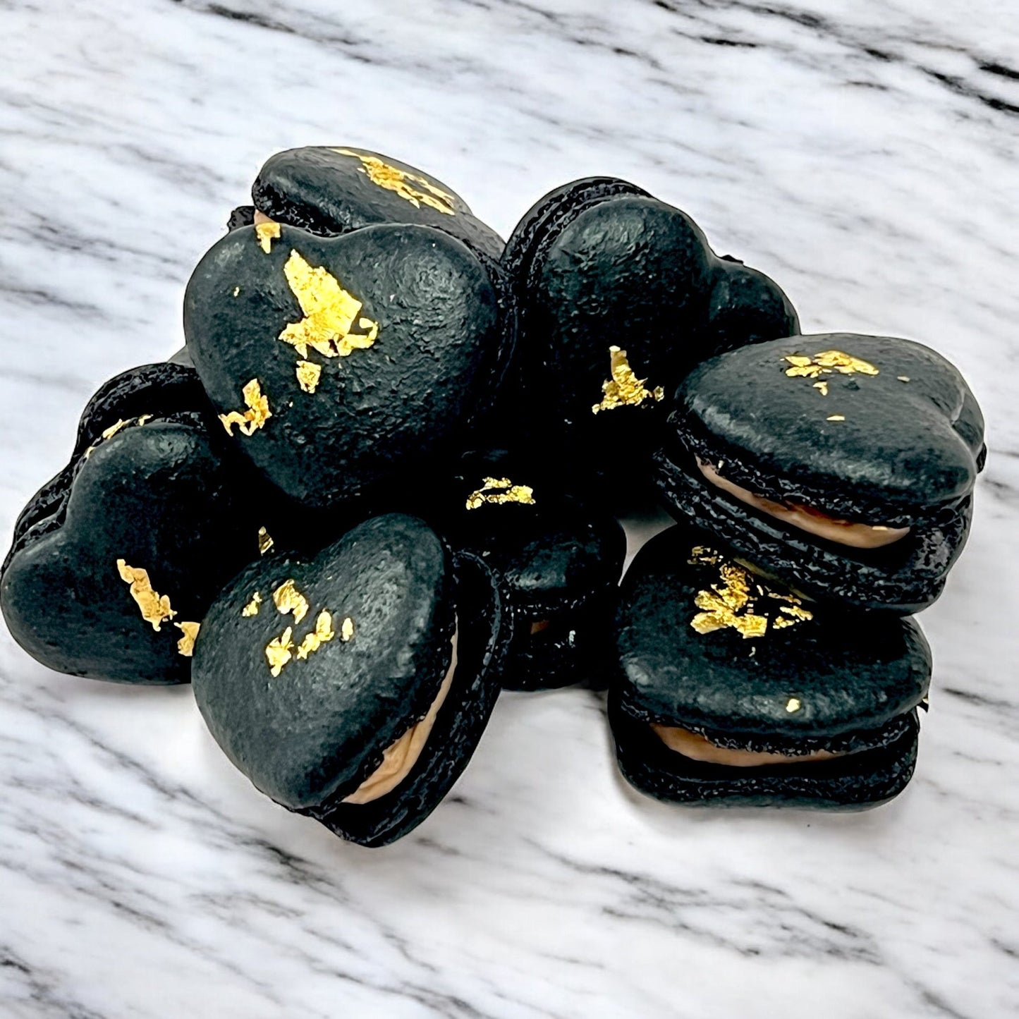 Elegant Black Heart Macarons with 24K Gold Leaf - Macaron CentraleValentine'sDefault (Nutella)12 Pack