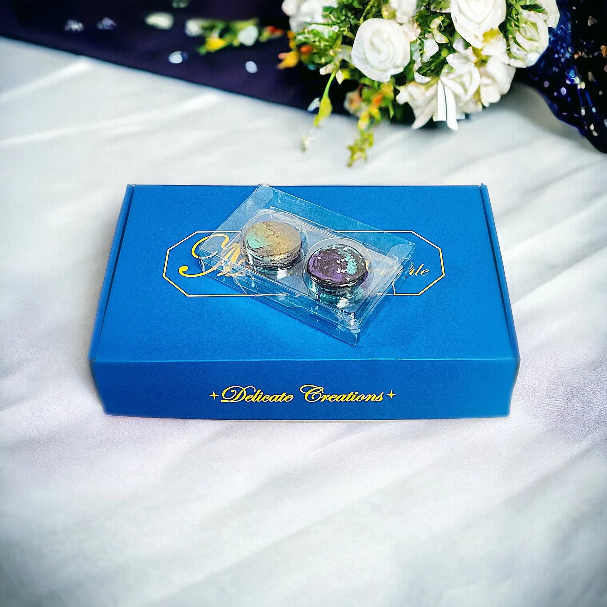 Elegant Horizontal Presentation Wedding Favor Box with Customizable Macarons - Macaron Centrale8 Set