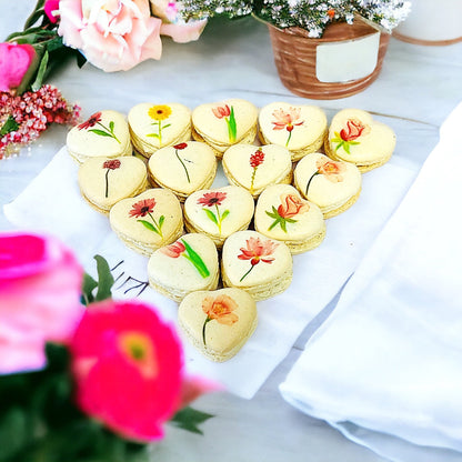 Floral Delight Heart - Shaped Macarons - Macaron CentraleWedding Favor12 Pack