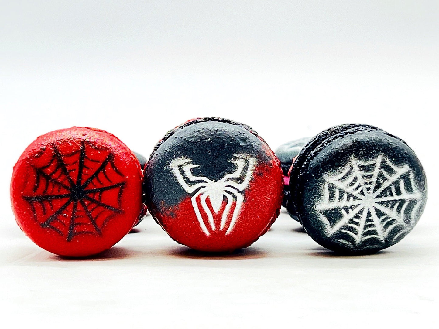 French Macaron Tribute To Spiderman | Available in 6, 12 or 24 Pack - Macaron Centrale6 pack