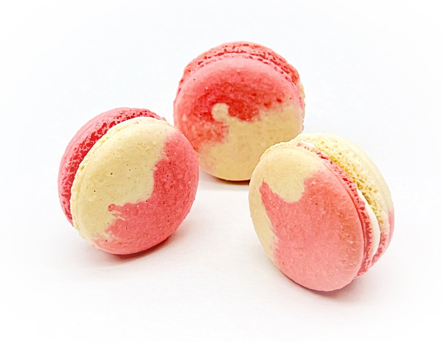 Fruity Chocolate | White Chocolate Berries | Available in 6 , 12 & 24 Pack - Macaron Centrale6 Pack