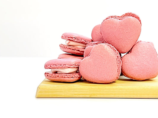 Fuchsia Heart French Macarons | Ideal for Valentine's Day gifts, birthdays, weddings, anniversaries and more - Macaron CentraleDefault (Cranberry)12 Pack