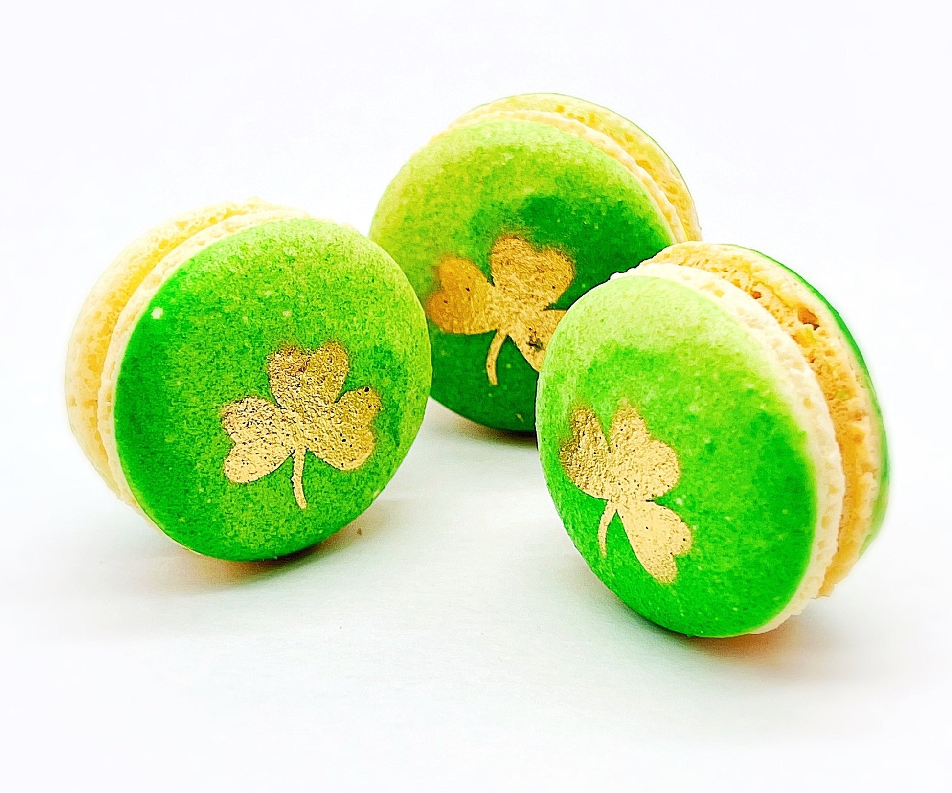 Golden Shamrock Banana Apple Ganache French Macaron Set | Perfect for upcoming St. Patrick's Day Celebration - Macaron Centrale6 Pack