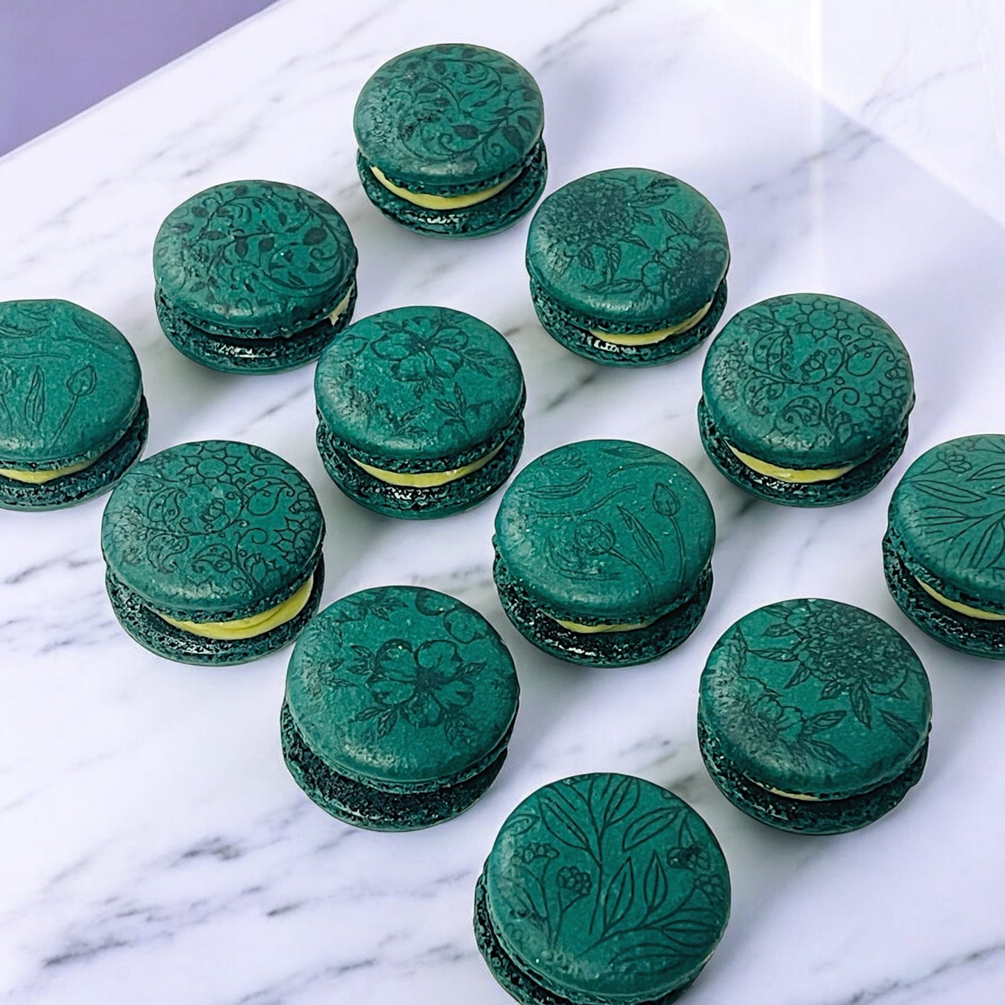 Gothic Garden French Macarons - Macaron Centrale6 Pack