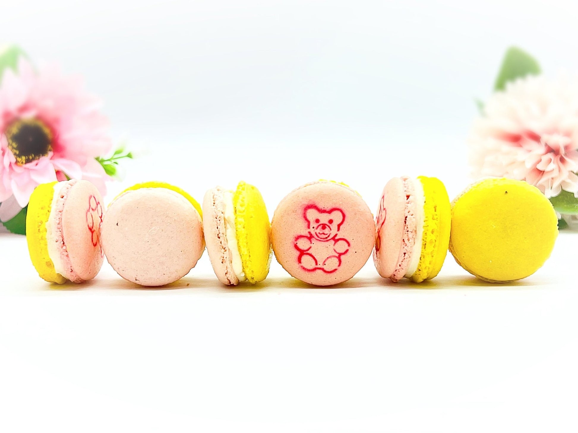 Gummi Bear Macarons| Perfect for your next holiday feast. - Macaron CentraleGummi Bear Airbrush6 pack
