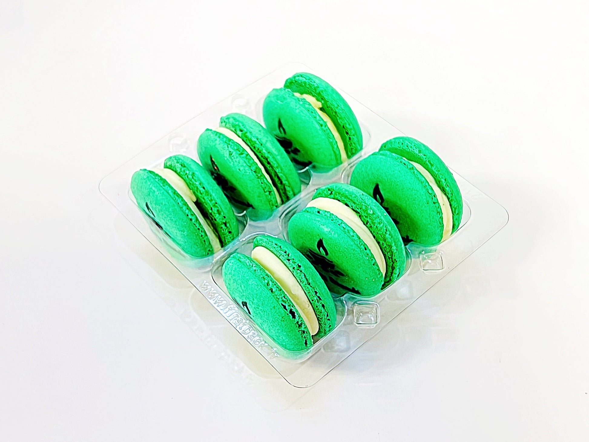 Happy Diwali French Macaron | Available in 6, 12 & 24 Pack | A Perfect Gift for Diwali Celebrations - Macaron CentraleApple6 pack