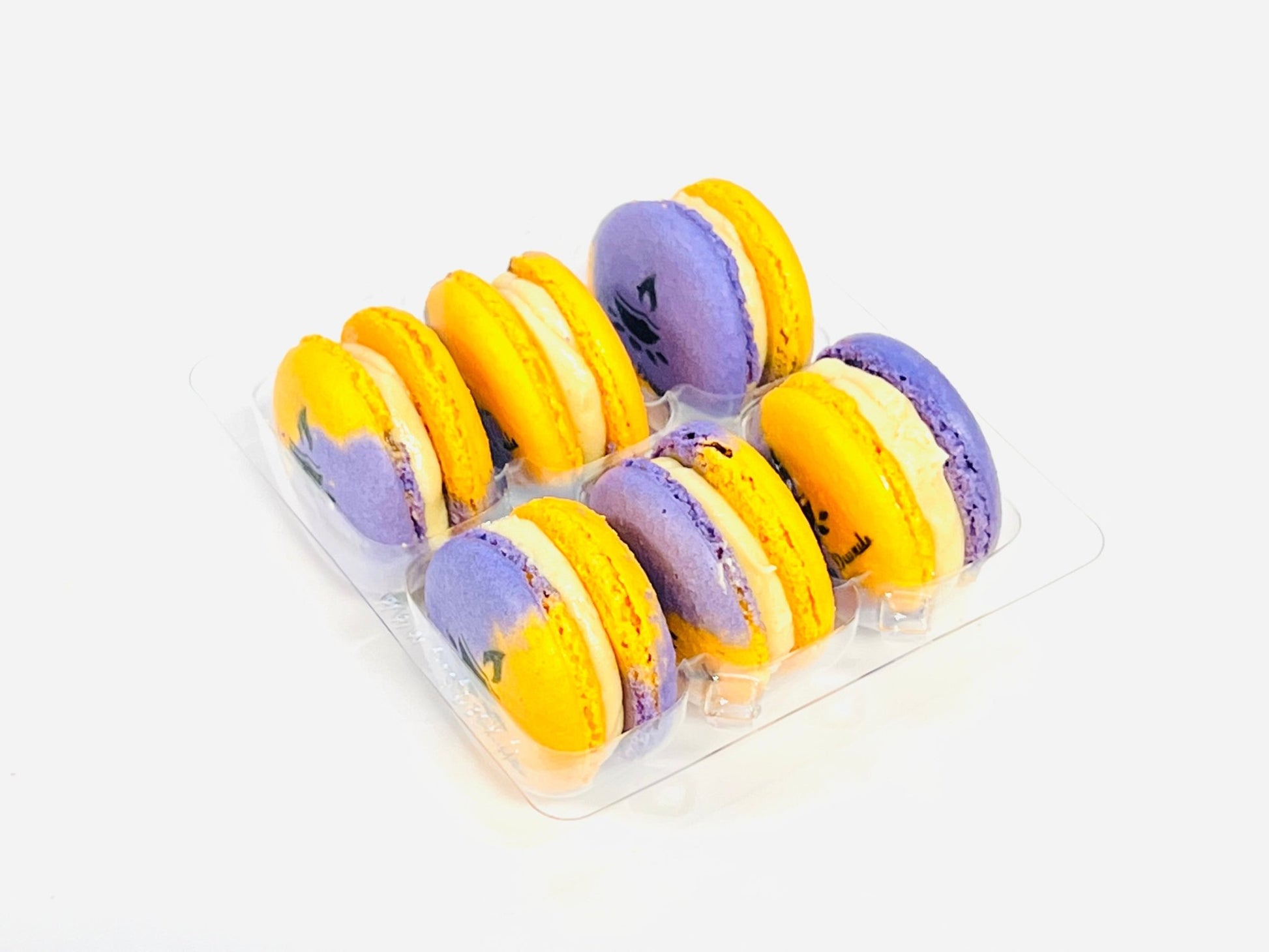Happy Diwali French Macaron | Available in 6, 12 & 24 Pack | A Perfect Gift for Diwali Celebrations - Macaron CentraleCashew & Dates6 pack