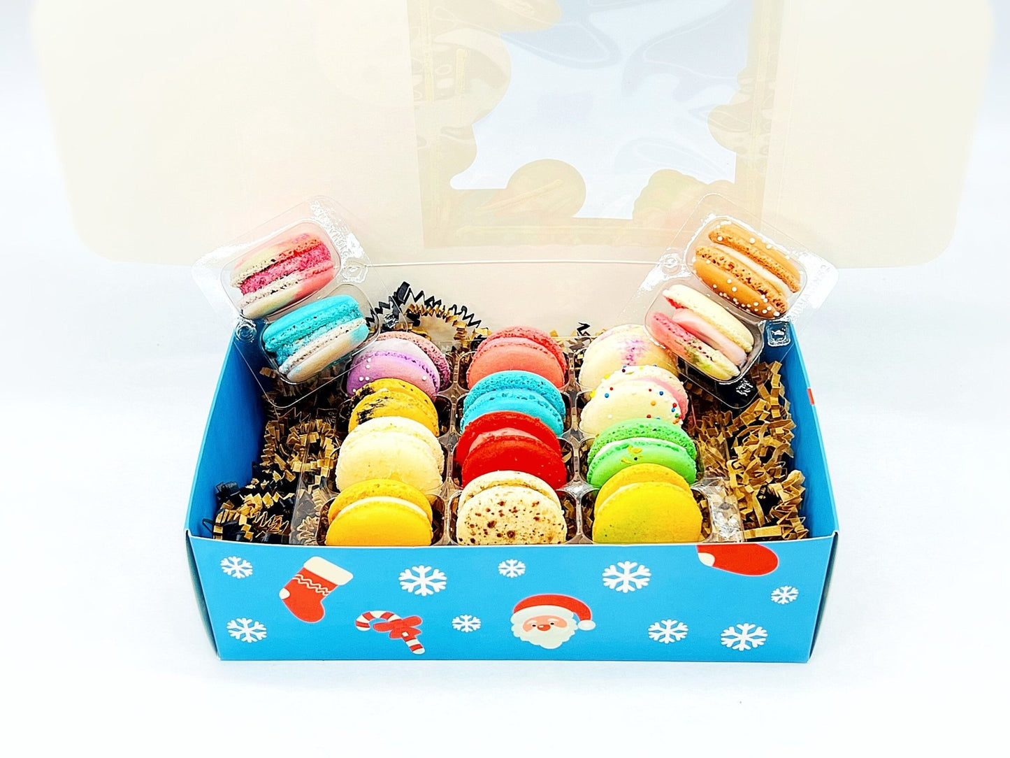 Holiday French Macaron Gift Box | 16 Pack Surprise Me! - Macaron Centrale