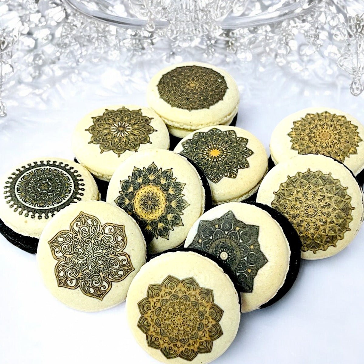 Intricate Mandala Macarons – Elegant and Unique French Treats - Macaron Centrale12 Pack