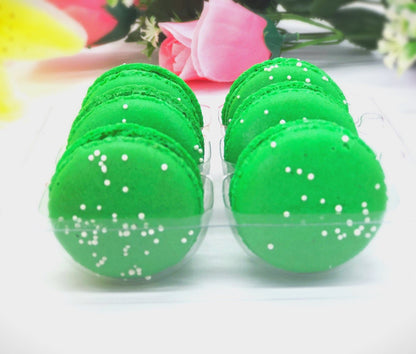 Lime Macarons (6 Pack) | Ideal for celebratory events. - Macaron Centrale