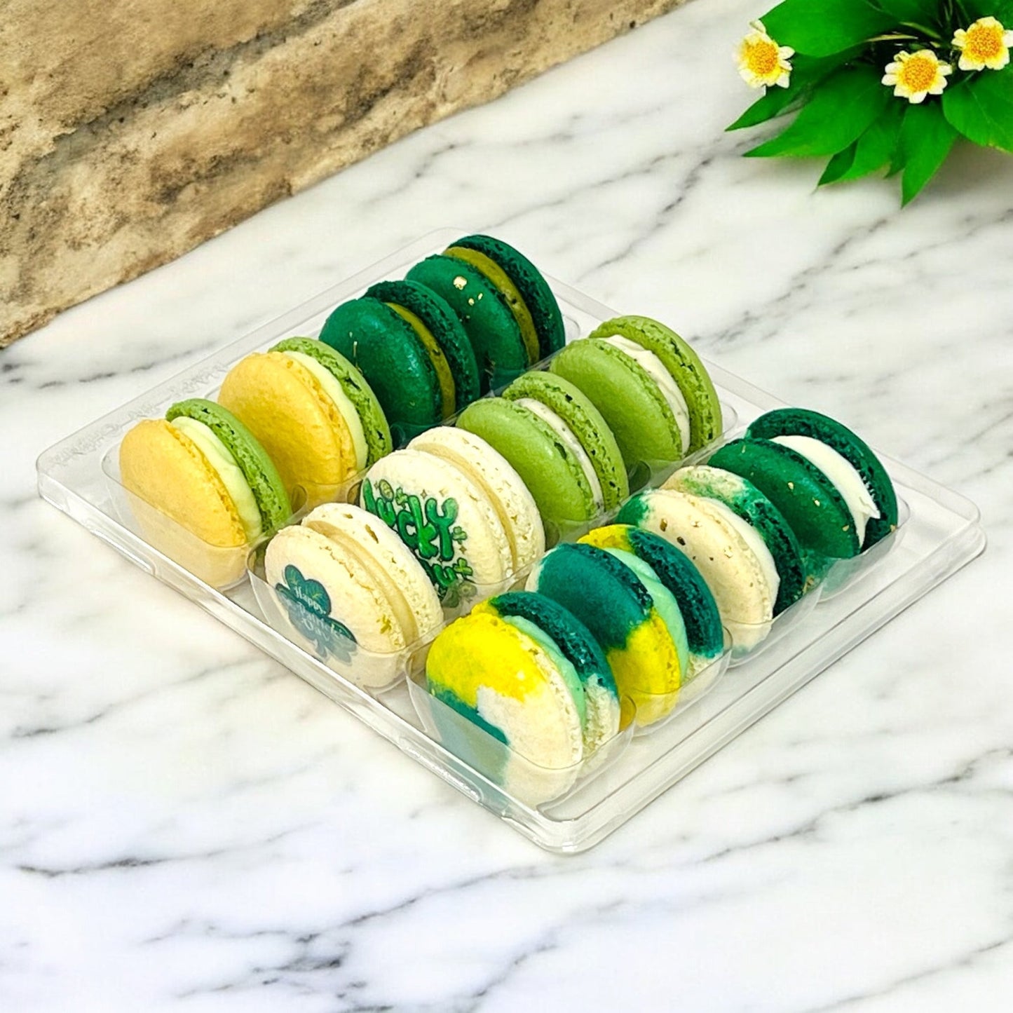 Luck, Love, and Macarons – St. Patrick’s Surprise Macaron Gift Set - Macaron CentraleSt. Patrick's Day6 Pack