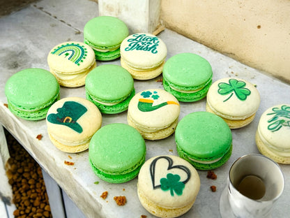 Luck of the Irish Macaron Gift Box (6 & 12 - Pack Options) - Macaron CentraleSt. Patrick's DayDefault Flavor - Classic Vanilla | Apple6 Pack