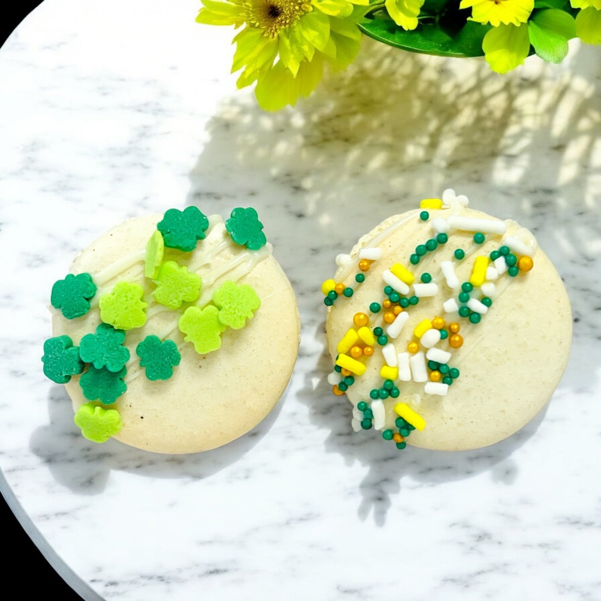 Lucky Shamrock Macarons – St. Patrick’s Day French Macarons, Pick a Flavor or Choose Vanilla - Macaron CentraleSt. Patrick's DayDefault - Classic Vanilla6 Pack