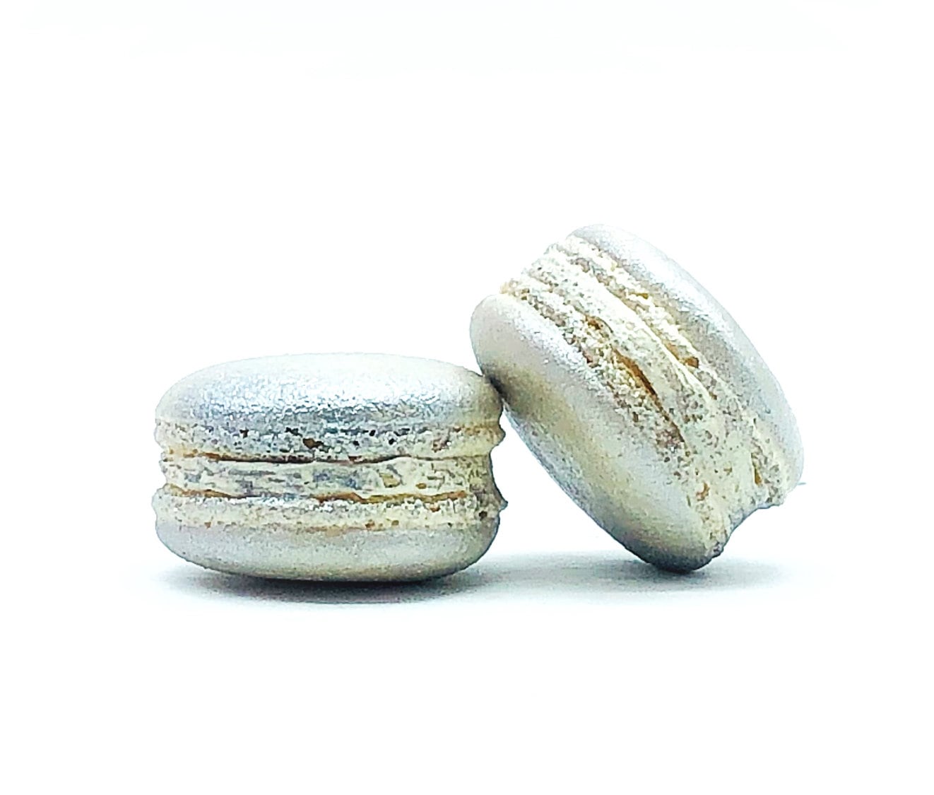 Luxe Mac | Silver Macarons Ideal for celebratory events. - Macaron Centrale6 Pack