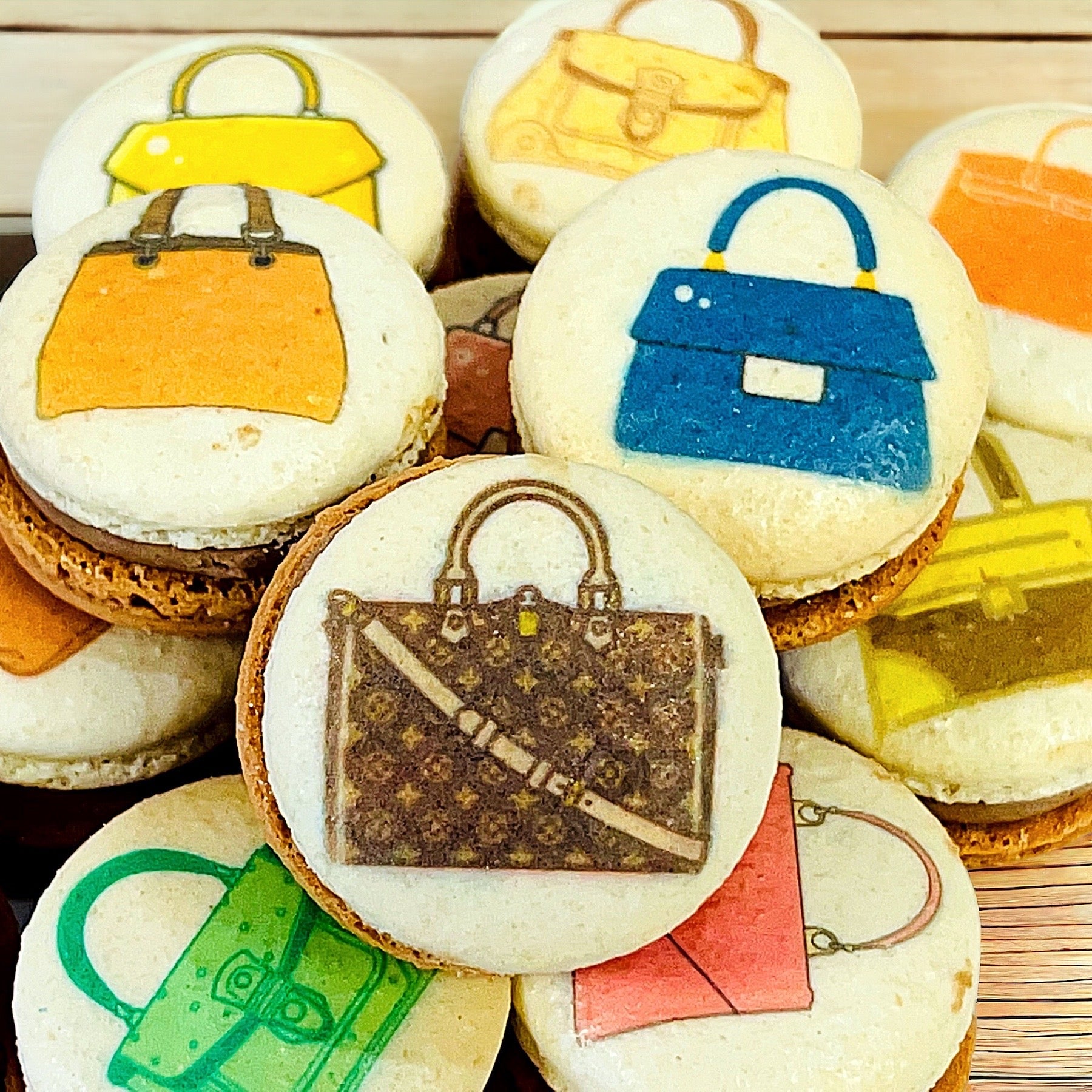 Luxury Handbag Design French Macarons - Customizable Flavors - Macaron Centrale6 Pack