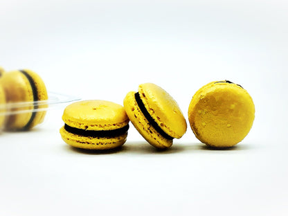 Maple Honey chocolate Ganache French Macarons (6 Pack) | Ideal for celebratory events. - Macaron Centrale