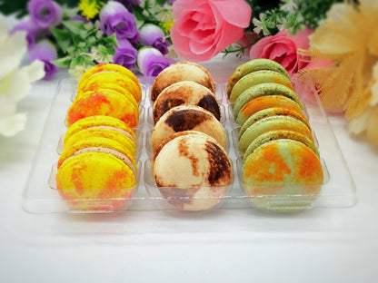 Milk Tea Collection | Macarons - Macaron Centrale12 Pack