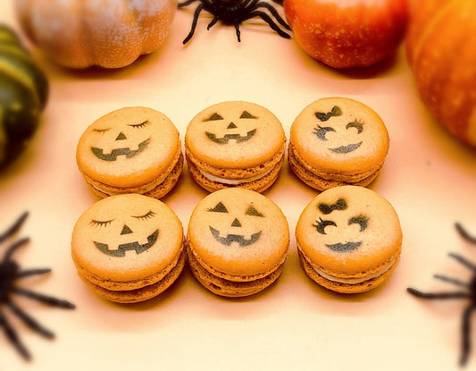 Ms. LáWeen AKA Pumpkin French Macarons | Ideal for celebratory events. - Macaron Centrale6 Pack