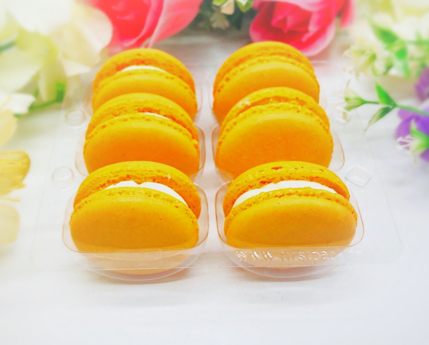 Orange Cream French Macarons (6 Pack) | Perfect for your next celebratory events. - Macaron Centrale