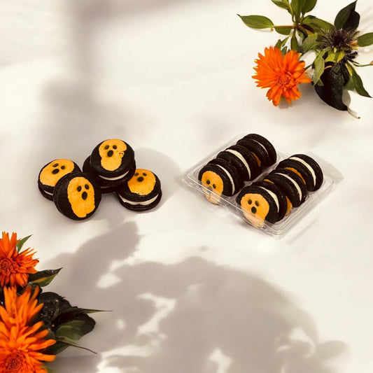 Orange Ghost Macarons – Halloween Special with Customizable Flavors - Macaron CentraleHalloween6 Pack