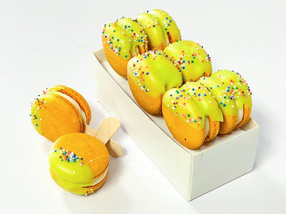 Orange Marmalade French Macaron Cake Pop | Available in 12 & 24 - Macaron Centrale12 Pack