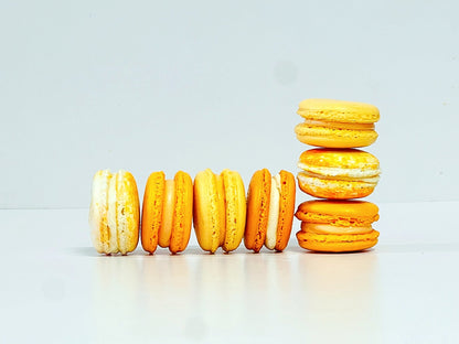 Orange Vibe: A Flavorful Quartet of French Macarons in One Set | 36 Pack - Macaron Centrale6 Pack