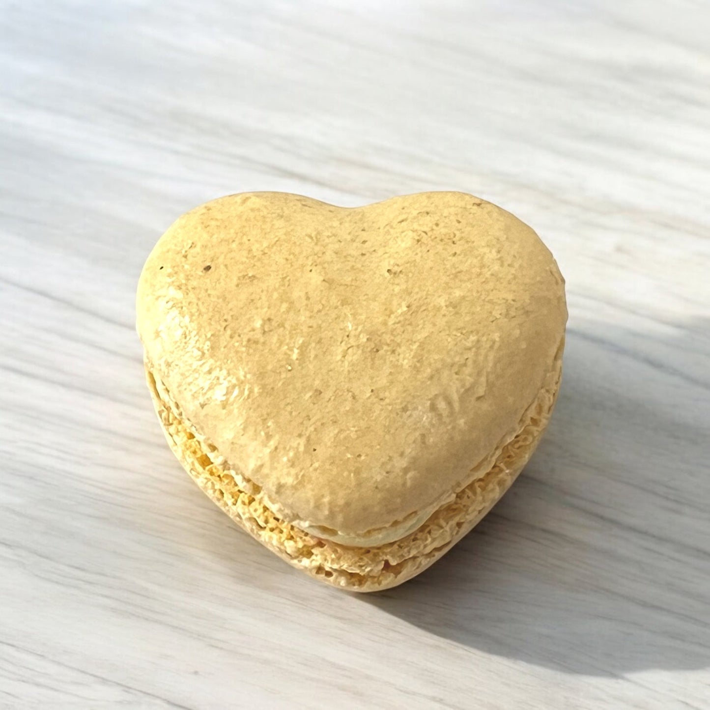 Peach Heart French Macarons | Ideal for Valentine's Day gifts, birthdays, weddings, anniversaries and more - Macaron CentraleValentine'sDefault (Peach)12 Pack