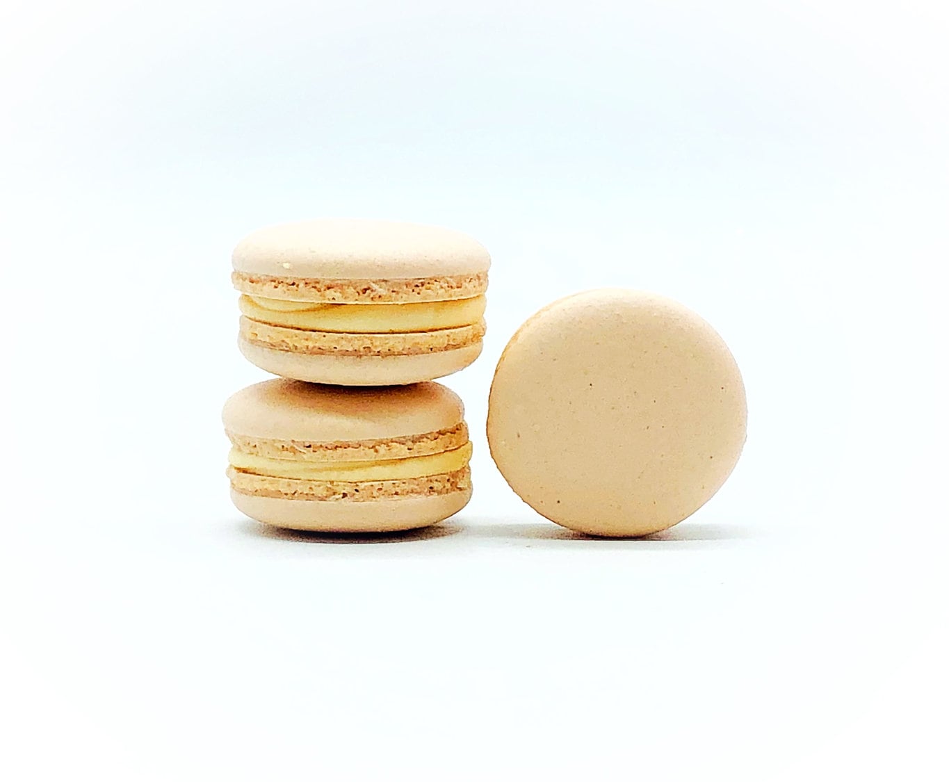 Peach Vegan Macarons - Macaron Centrale4 Pack