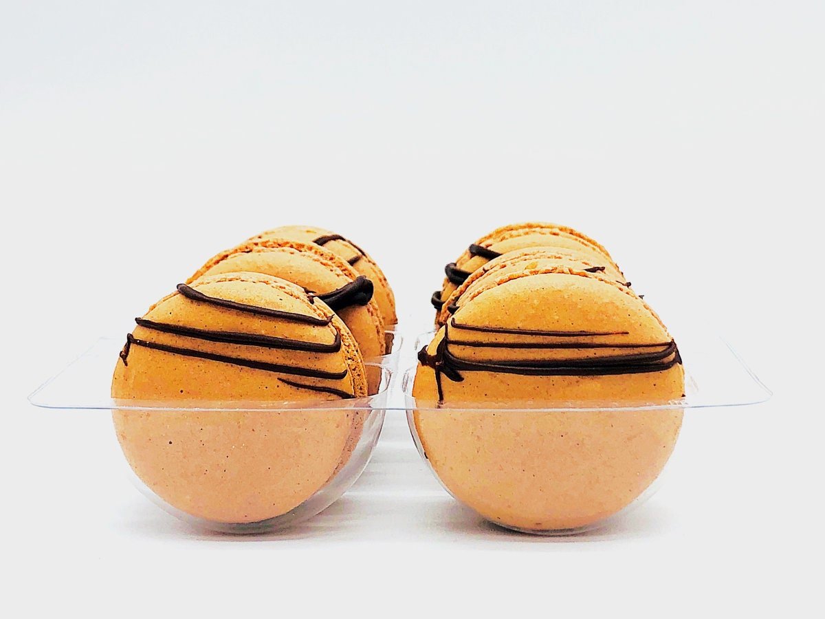 Peanut Butter Chocolate Macaron | Delicate Creations for Your Every Party - Macaron Centrale6 pack