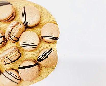 Peanut Butter Chocolate Macaron | Delicate Creations for Your Every Party - Macaron Centrale6 pack