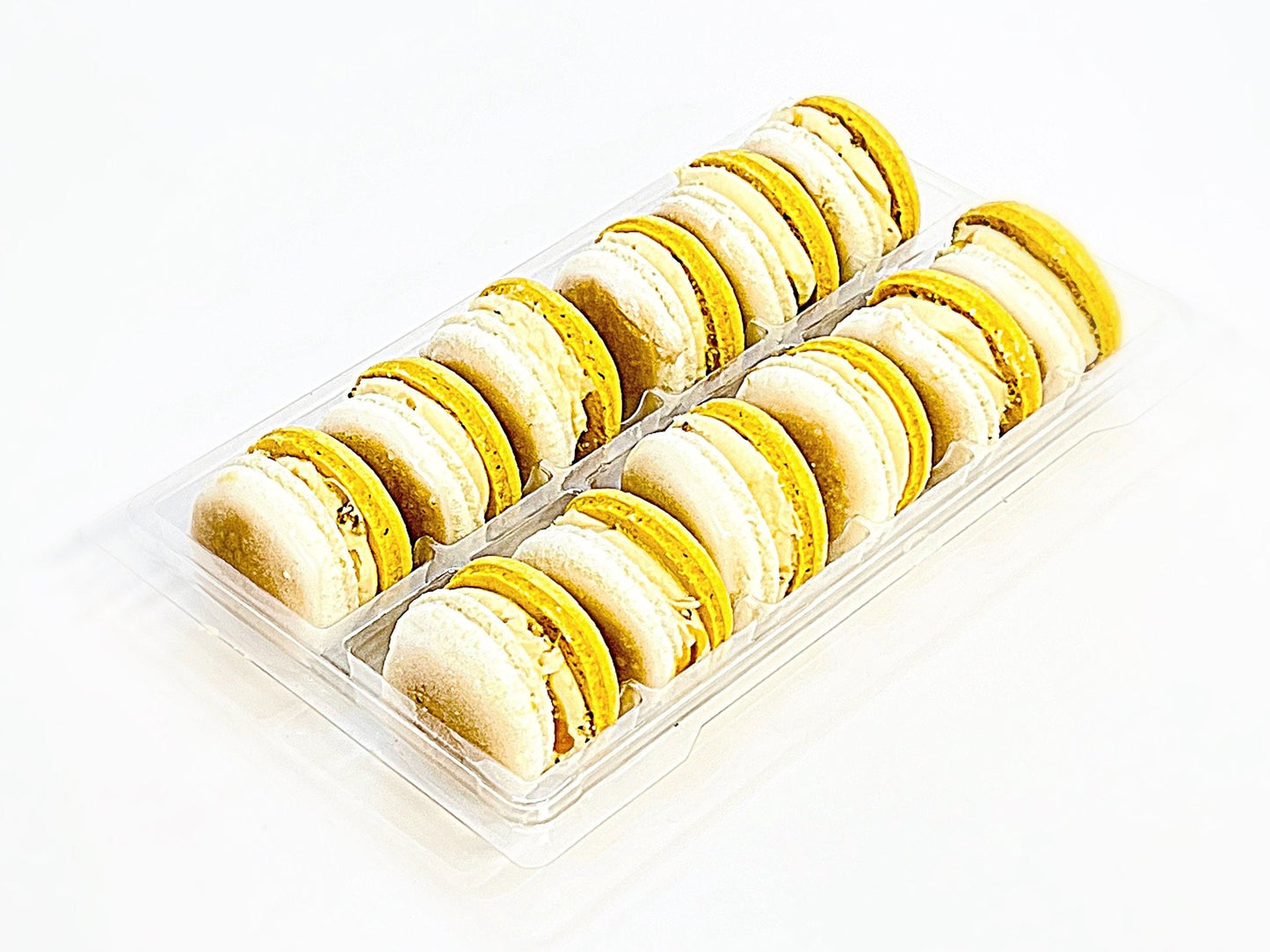 Pecan Crème Brûlée Vegan Macarons - Macaron Centrale4 Pack