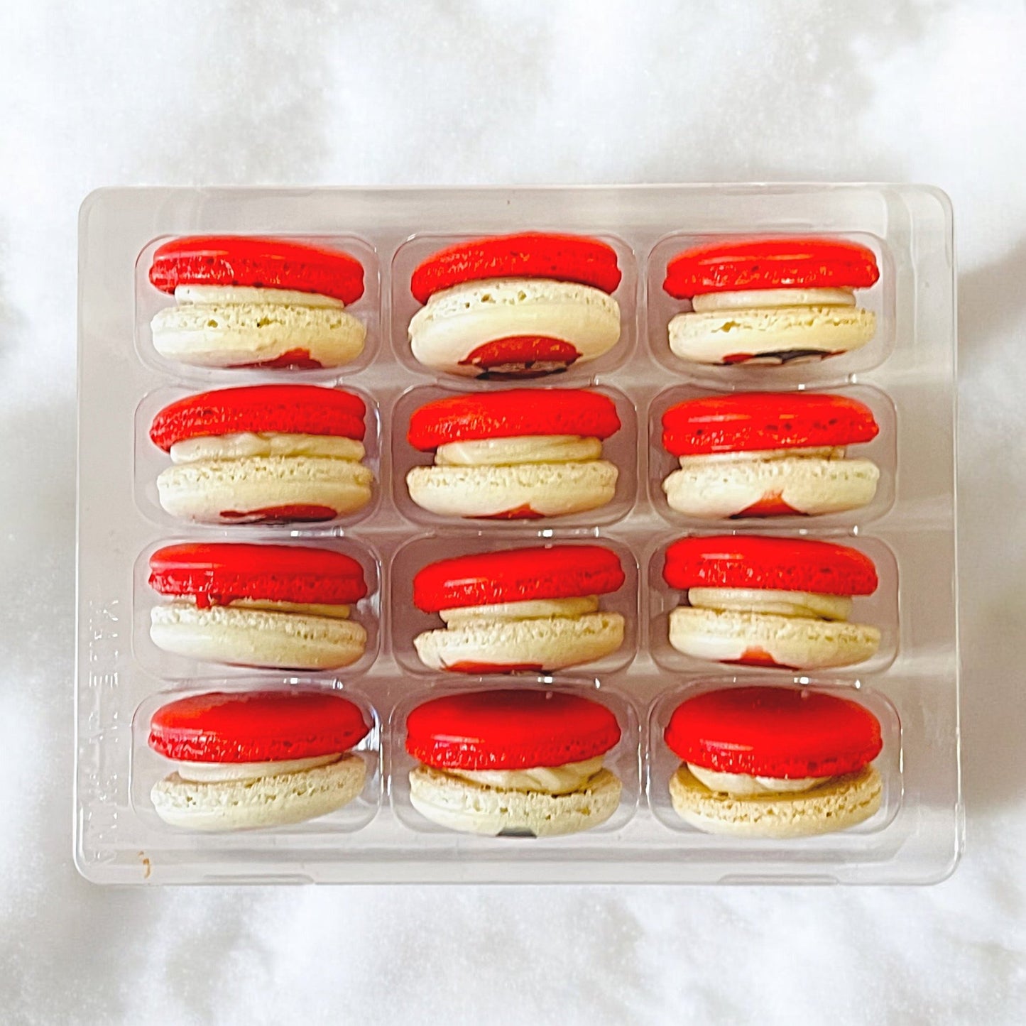 Penguin Winter Macaron Set - Red and White - Macaron Centrale6 Pack