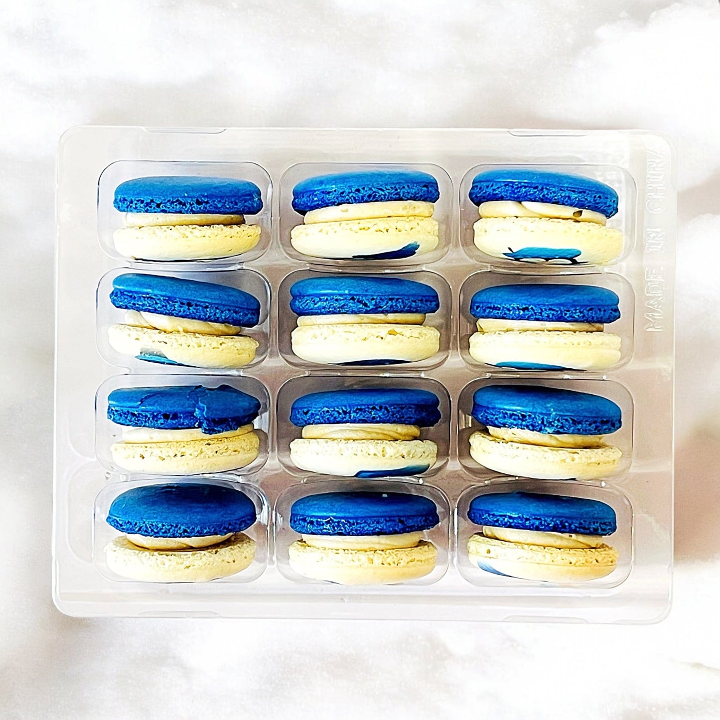 Penguin Winter Macaron Set - Sapphire Blue and White - Macaron Centrale6 Pack