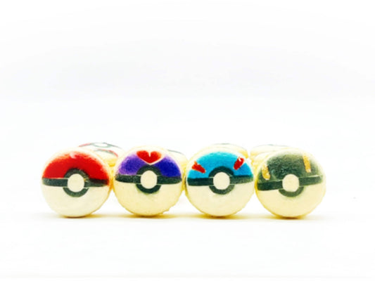 Pokeballs Vanilla French Macarons | Available in 12 and 24 Pack - Macaron CentraleAssortment6 pack