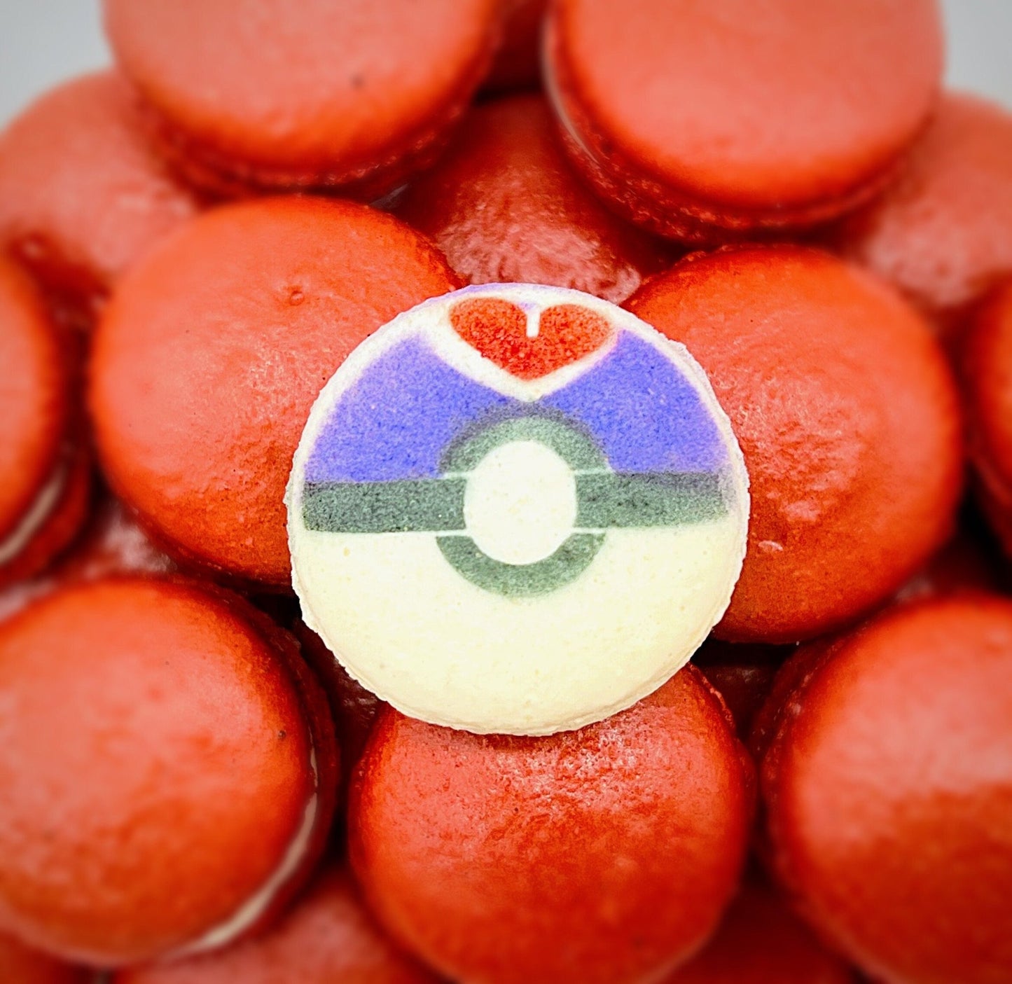 Pokeballs Vanilla French Macarons | Available in 12 and 24 Pack - Macaron CentraleAssortment6 pack