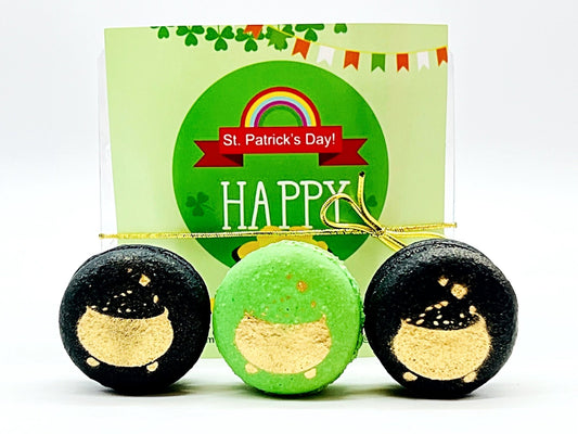 Pot of Gold French Vanilla Macaron Set | Perfect for upcoming St. Patrick's Day Celebration - Macaron CentraleApple & Espresso6 Pack