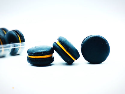 Pumpkin Ganache French Macarons | Perfect for your next celebratory events. - Macaron Centrale12 pack