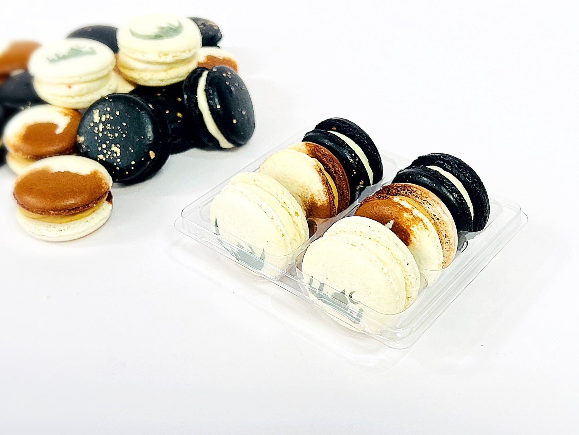 Ramadan Delights: French Macarons to Sweeten Your Celebrations! - Macaron Centrale4 pack