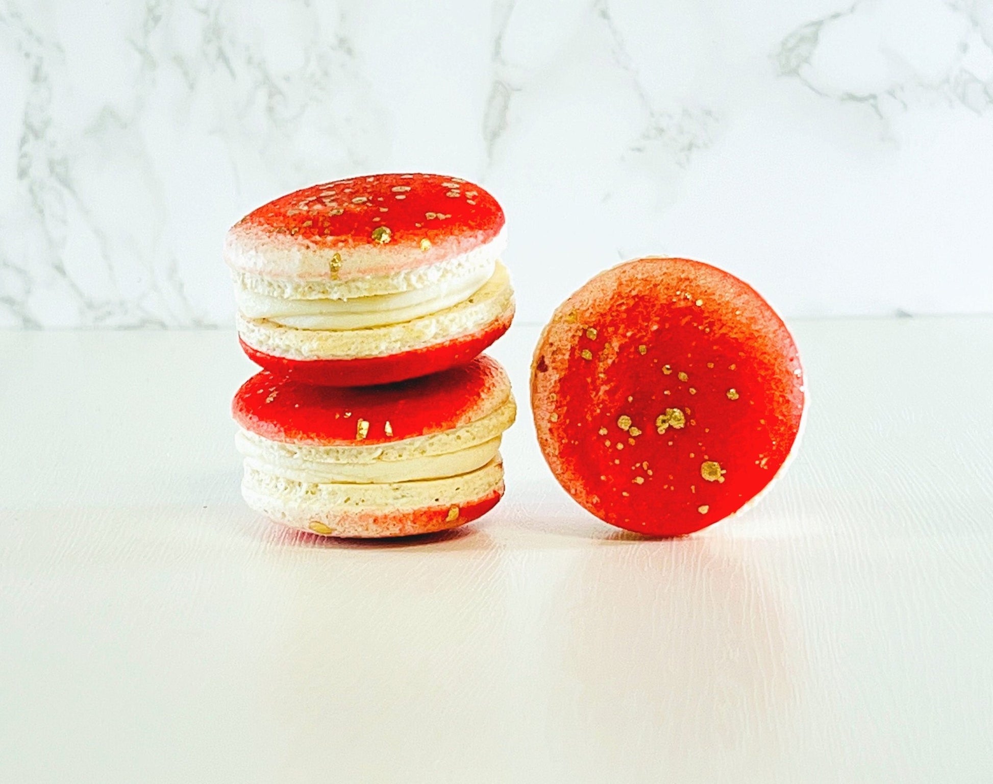 Rambutan Pineapple Vegan Macarons - Macaron Centrale4 Pack