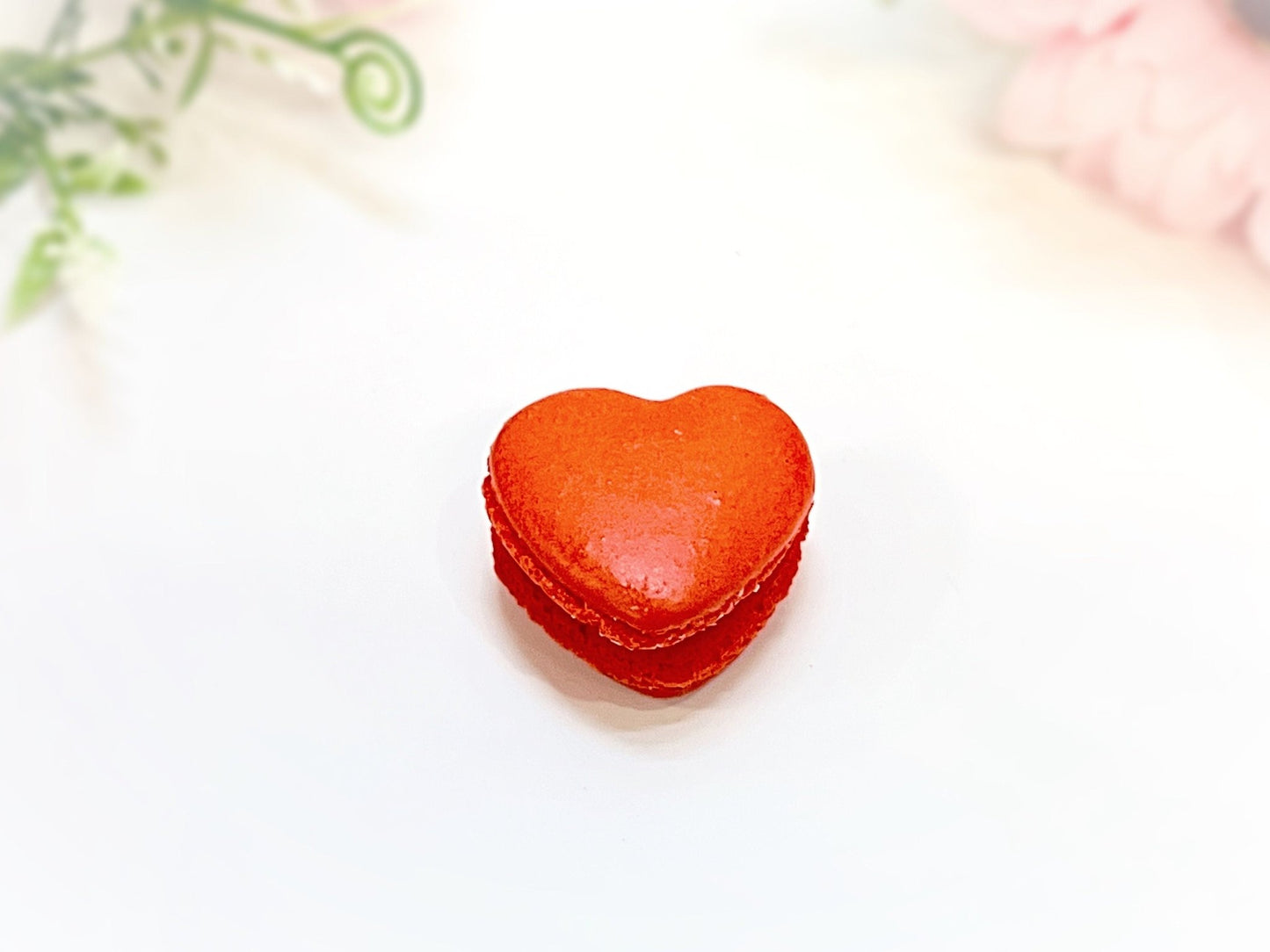 Red Heart French Macarons | Ideal for Valentine's Day gifts, birthdays, weddings, anniversaries and more - Macaron CentraleDefault (Chocolate)12 Pack