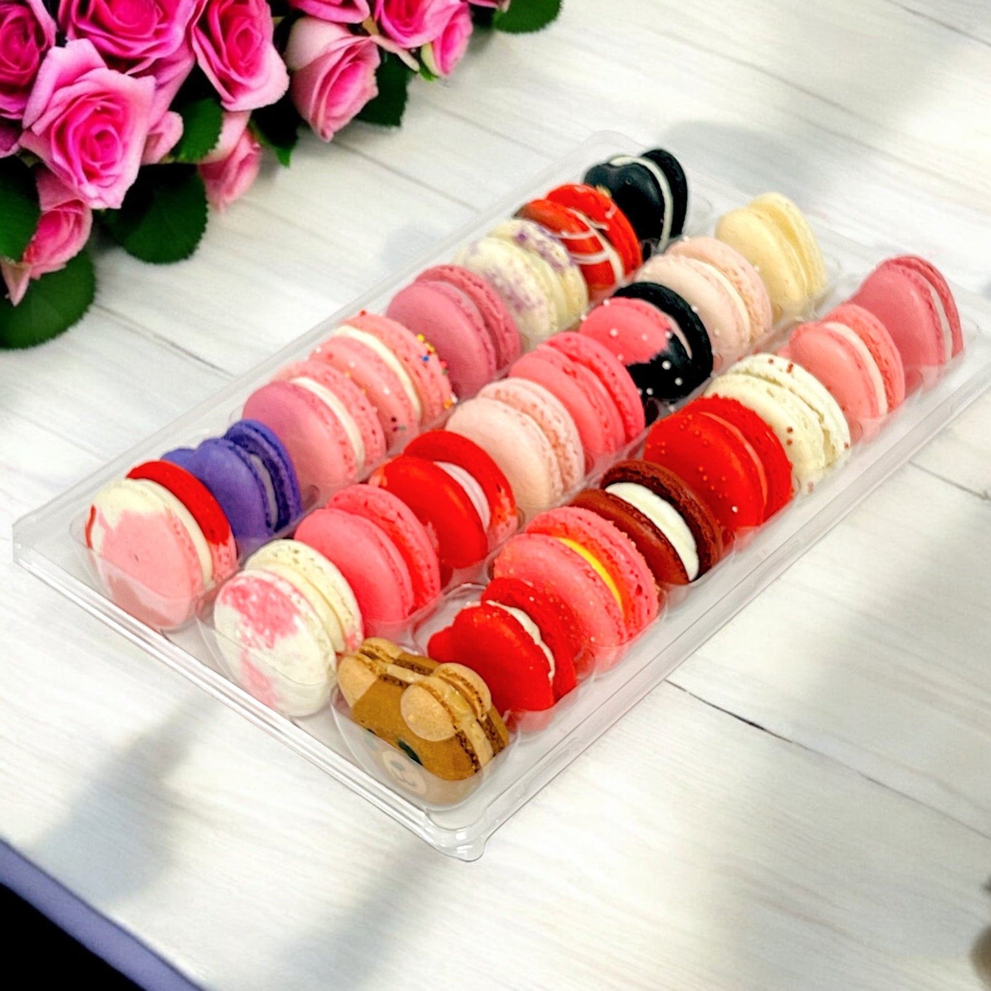 Romantic XOXO Surprise Me - 24 Pack Macarons - Macaron Centrale