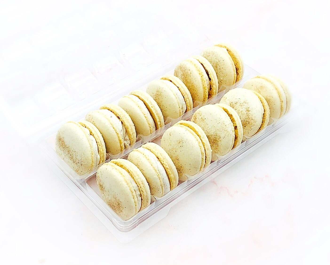 Snickerdoodle Vegan Macarons - Macaron Centrale4 Pack